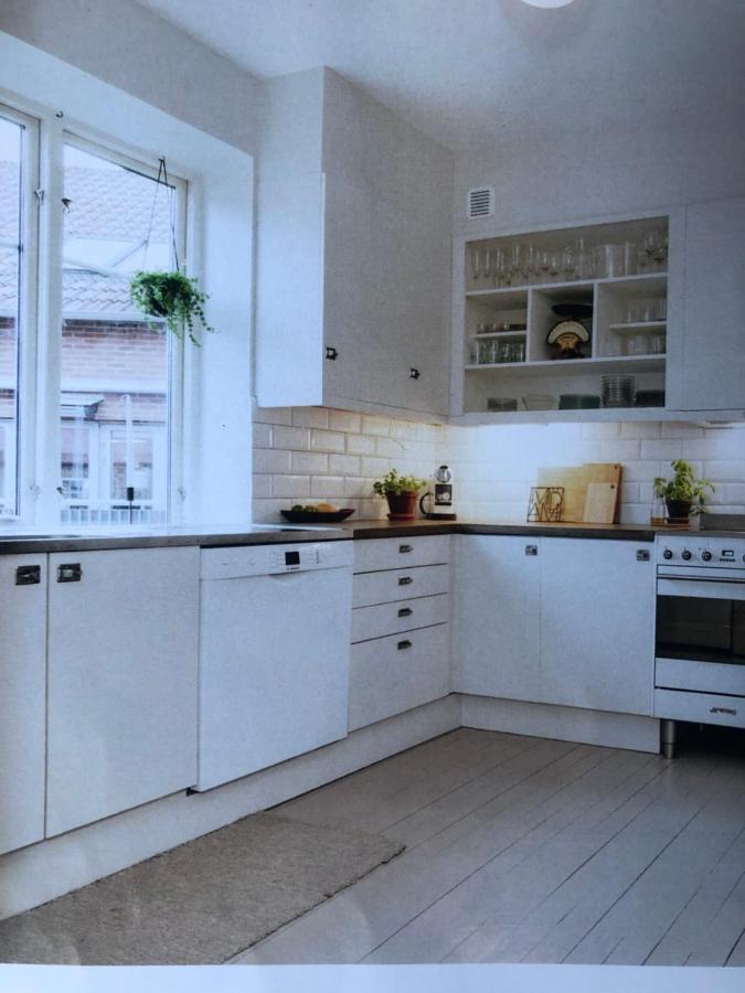 Room, Central Location Halmstad Ngoại thất bức ảnh